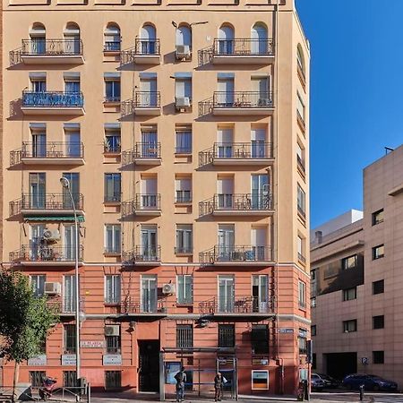 New Retiro Recien Reformado 10 Min En Metro A Sol, Hasta Seis Personas Apartment Madrid Bagian luar foto